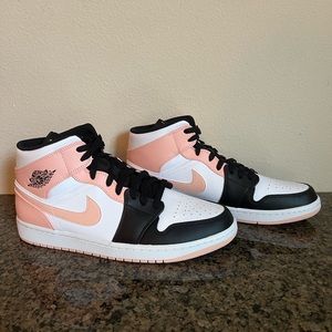 Men’s Jordan Air 1 Mid - Arctic Orange / Black Toe